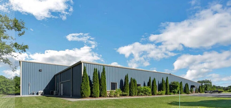 More Photos Of 353 Banner Farm Rd, Mills River Manufacturing For Sale