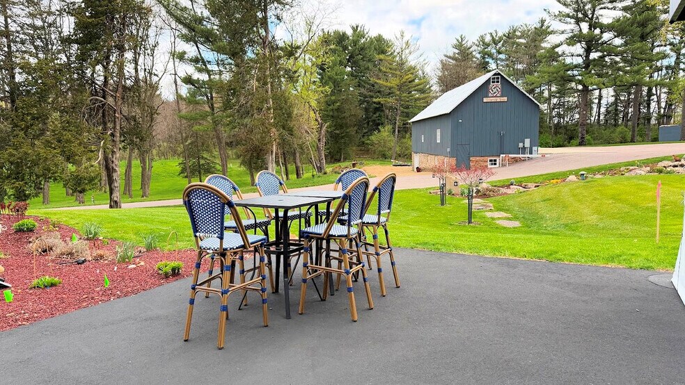 More Photos Of 3884 S Gillette Dr, Wisconsin Dells Lodge Meeting Hall For Sale