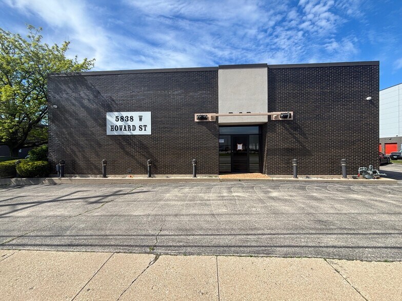Primary Photo Of 5834 W Howard St, Skokie Warehouse For Sale
