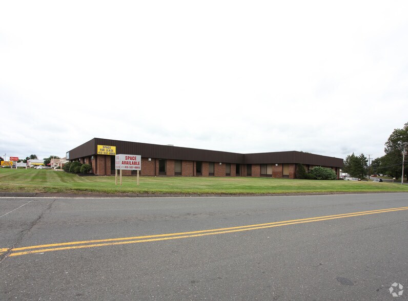 More Photos Of 1 Corporate Dr, Windsor Locks Office For Sale
