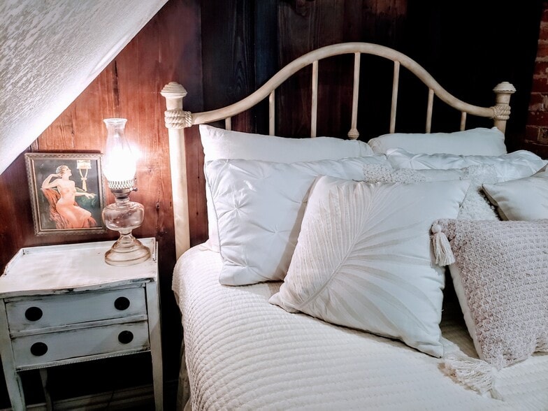 More Photos Of 1092 W Tarleton St, Stephenville Hospitality For Sale