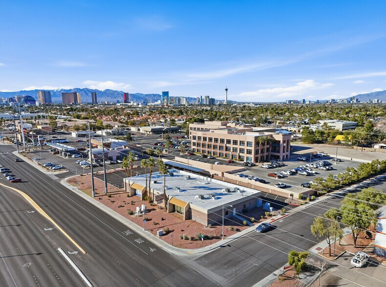 Primary Photo Of 2470 E Flamingo Rd, Las Vegas Medical For Lease