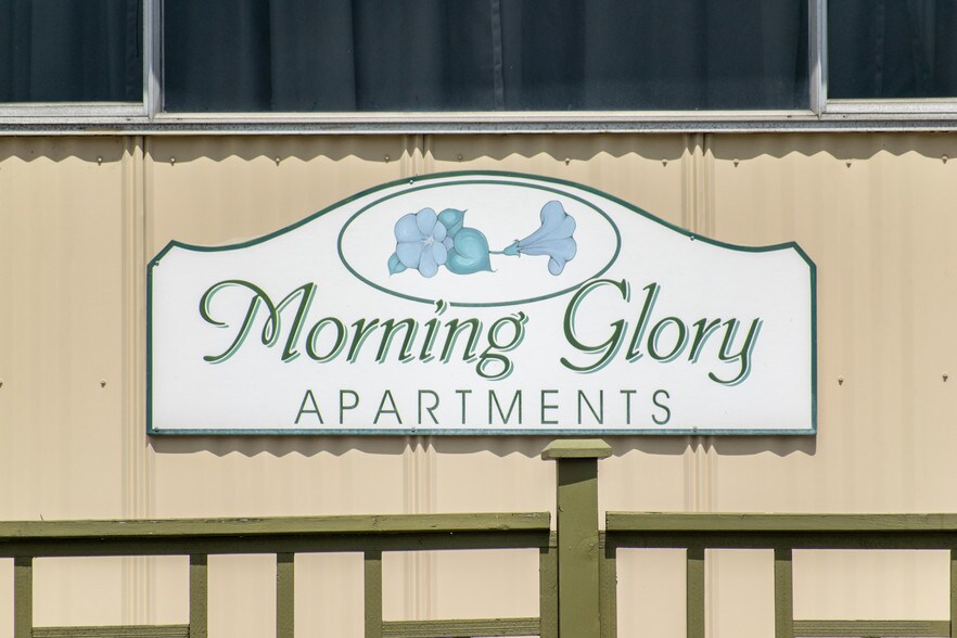 More Photos Of 527 E 1st St, Port Angeles Apartments For Sale