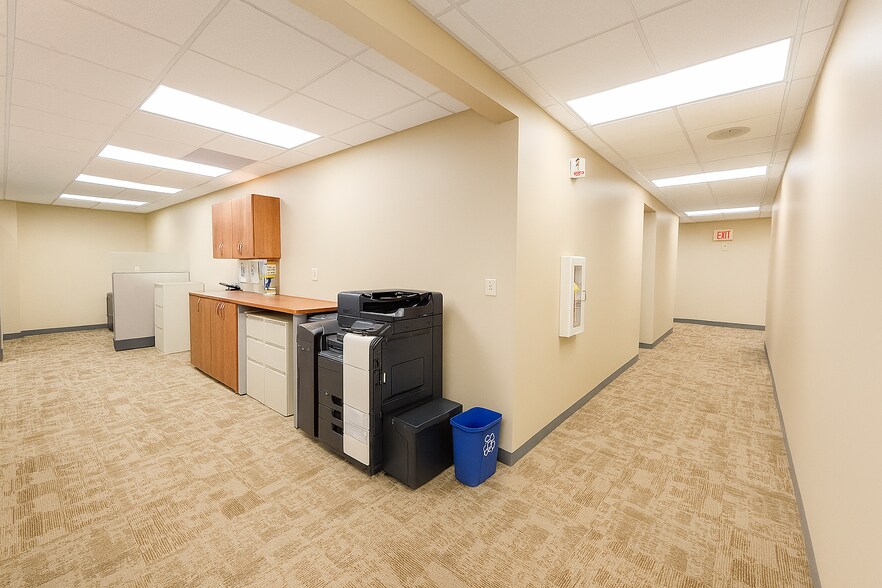 More Photos Of 900 Kraft Dr SE, Melrose Light Distribution For Lease