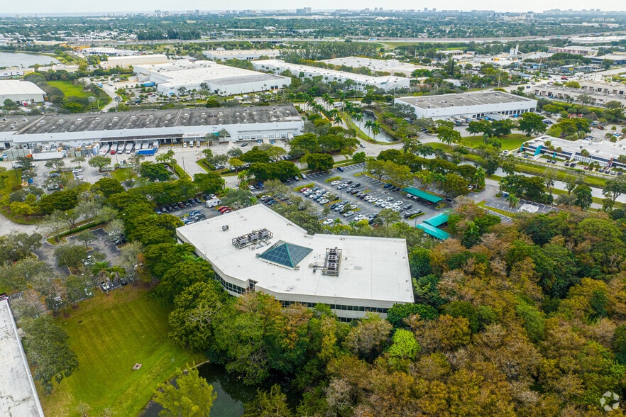 More Photos Of 1100 Park Central Blvd S, Pompano Beach Office For Sale