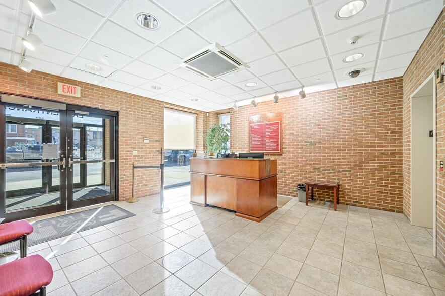 More Photos Of 20 S Main St, Chambersburg Office For Lease