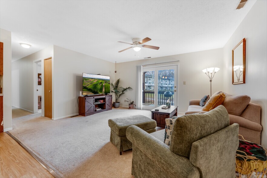 More Photos Of 940 Stewart St, Morgantown Apartments For Sale