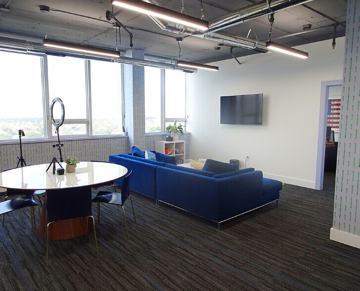 More Photos Of 2455 E Sunrise Blvd, Fort Lauderdale Loft Creative Space For Sale