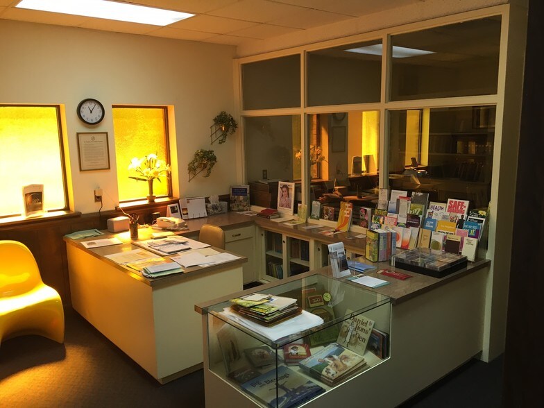 More Photos Of 1701 Windsor Rd, Kinston Religious Facility For Sale