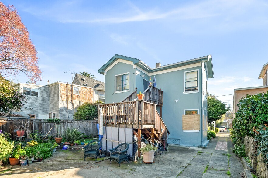 More Photos Of 2319 Ward St, Berkeley Apartments For Sale