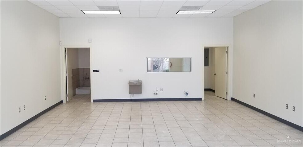 More Photos Of 1800 N 23rd St, McAllen General Retail For Sale