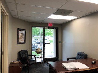 More Photos Of 130 Seaboard Ln, Franklin Flex For Lease