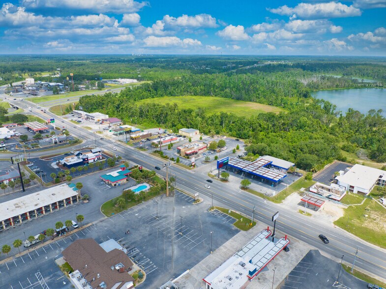 More Photos Of 1197 Lakes Blvd, Lake Park Fast Food For Lease