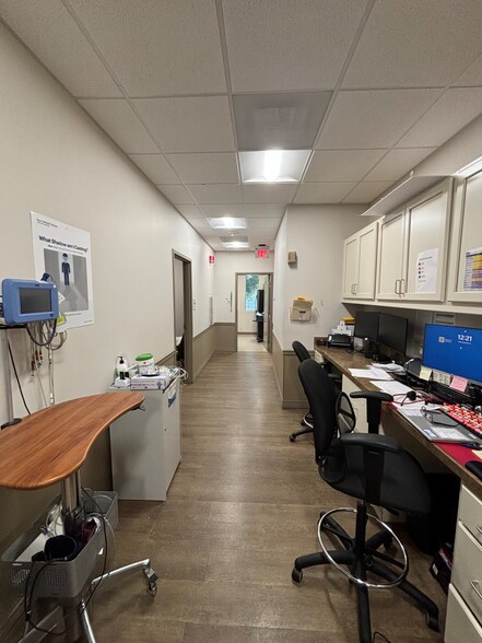 More Photos Of 2701 W St Isabel St, Tampa Medical For Sale