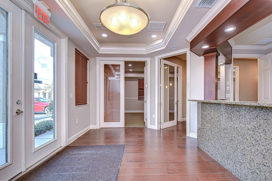 More Photos Of 6928 Linebaugh Ave, Tampa Office For Sale