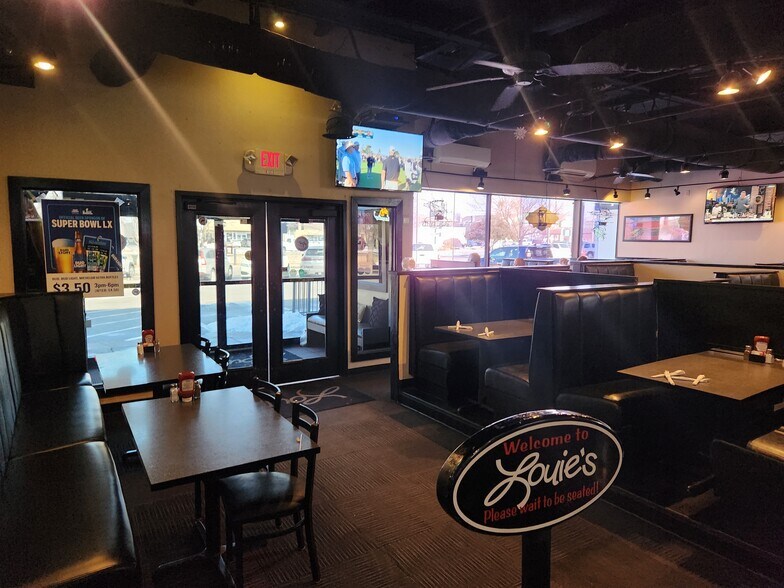 More Photos Of 6310 E 101st St, Tulsa Restaurant For Sale