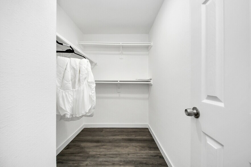 More Photos Of , Houston Multifamily For Sale