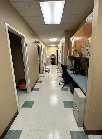 More Photos Of 5281 Cleveland Hwy, Clermont Office For Sale