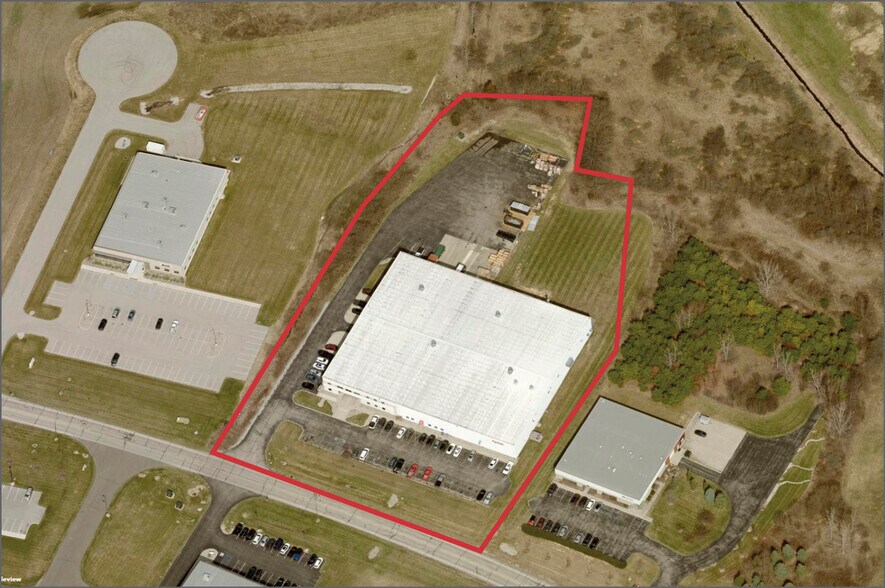 More Photos Of 4447 E Park 30 Dr, Columbia City Manufacturing For Sale