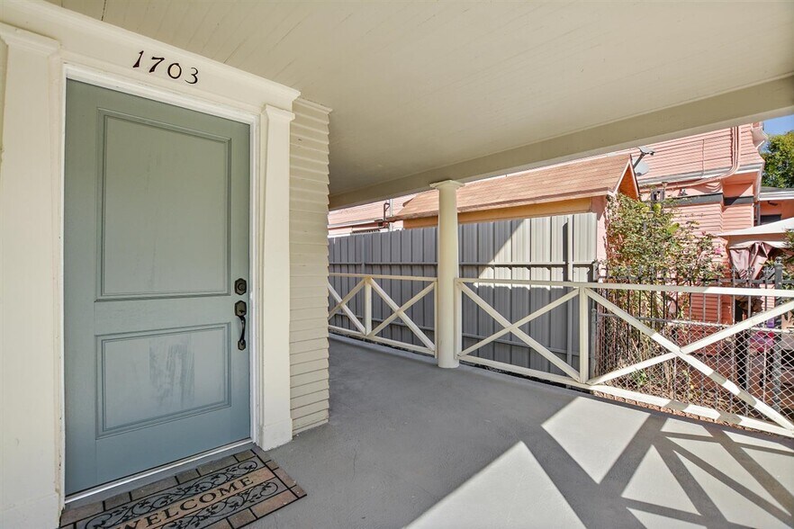 More Photos Of 1703 S Burlington Ave, Los Angeles Apartments For Sale