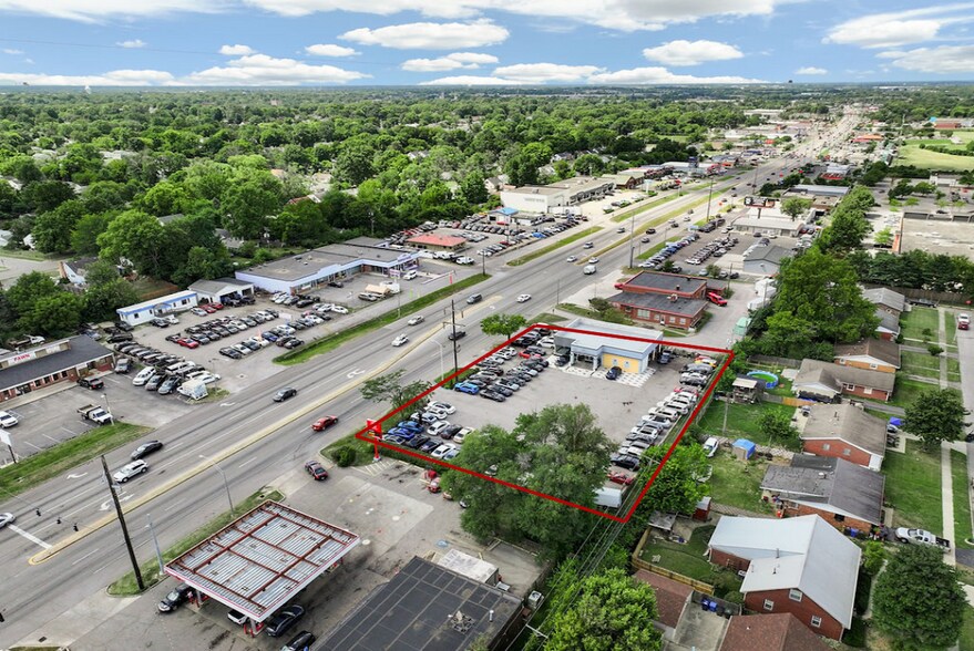 More Photos Of 435 E New Circle Rd, Lexington Specialty For Lease