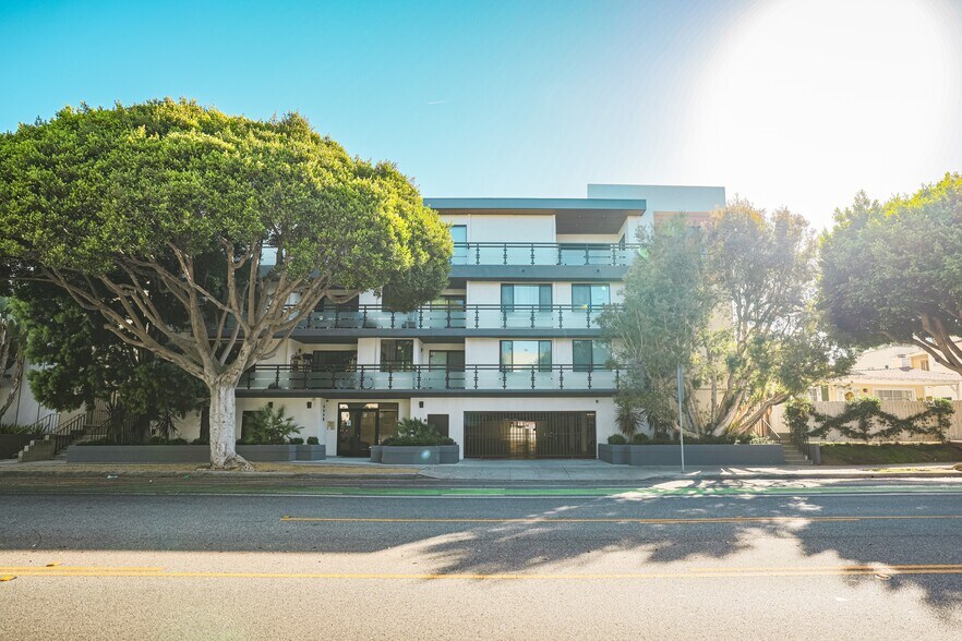 More Photos Of 1115 14th St, Santa Monica Apartments For Sale