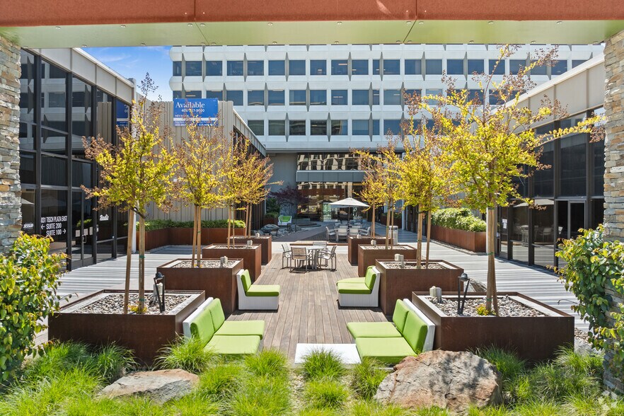 More Photos Of 3031 Tisch Way, San Jose Coworking Space