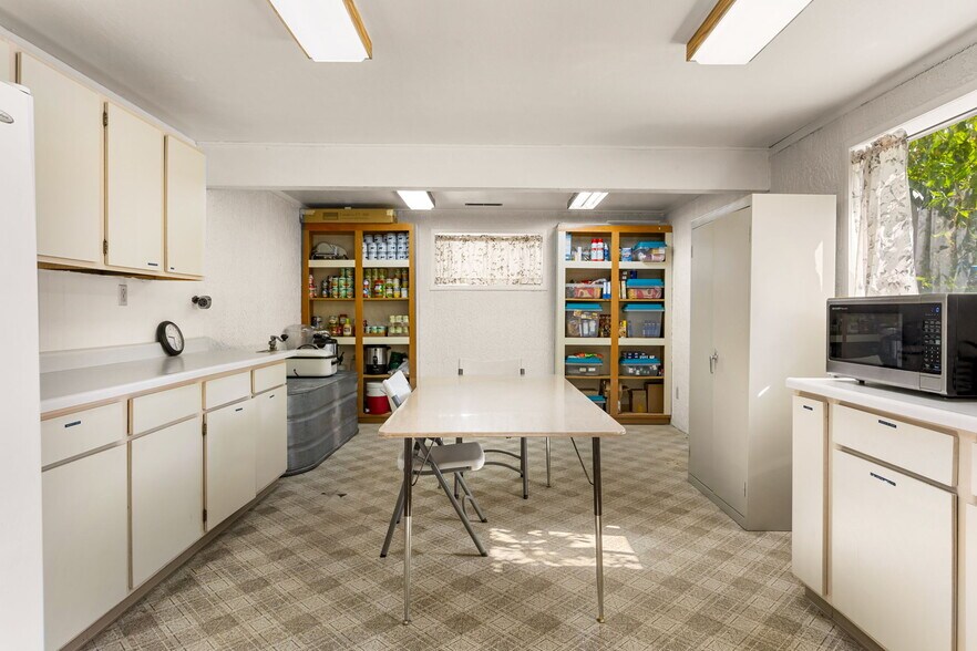 More Photos Of 1628 Babcock Ln, Colorado Springs Specialty For Sale