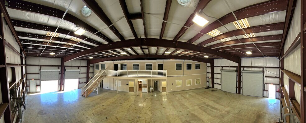More Photos Of 610 Clear Creek Ave, League City Unknown For Lease