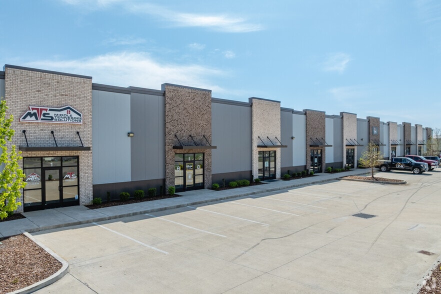 More Photos Of 710 Middle Tennessee Blvd, Murfreesboro Light Manufacturing For Lease