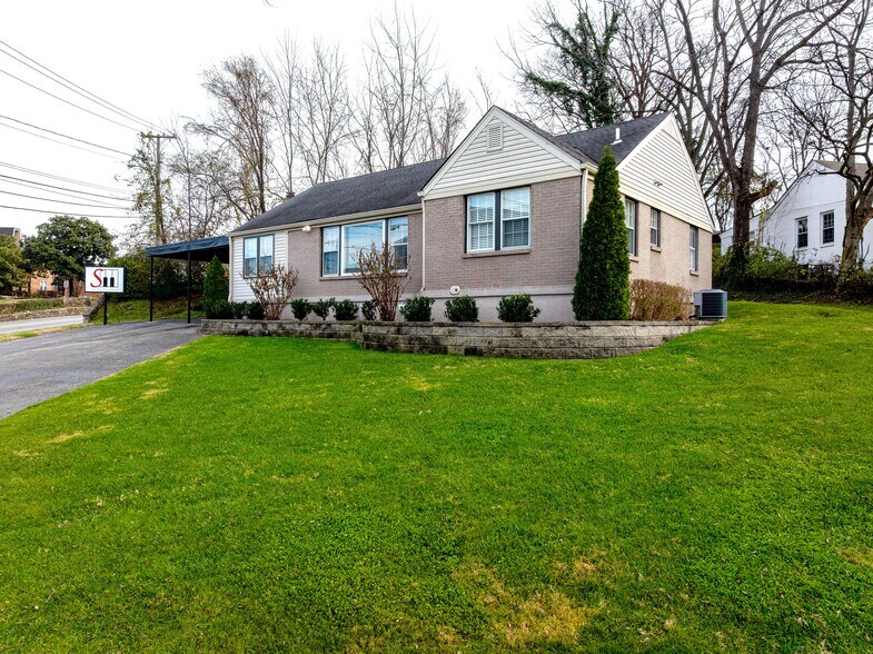 More Photos Of 2700 Larmon Ave, Nashville Office For Sale