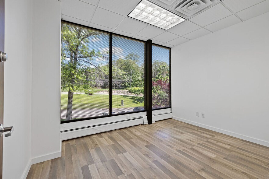 More Photos Of 136 Summit Ave, Montvale Office For Lease