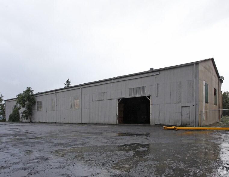 More Photos Of 135-145 N Cleveland St, Eugene Warehouse For Sale
