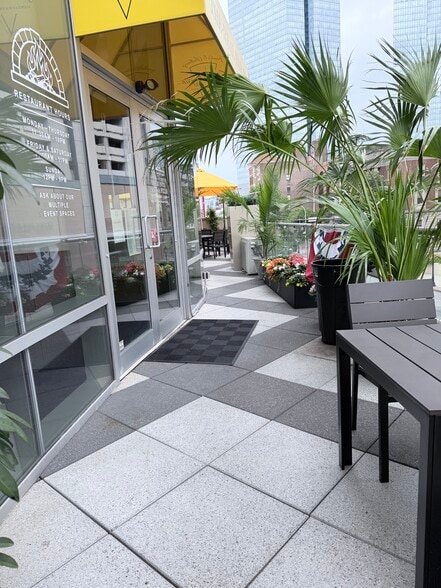 More Photos Of 250-270 Main St, White Plains Hotel For Lease