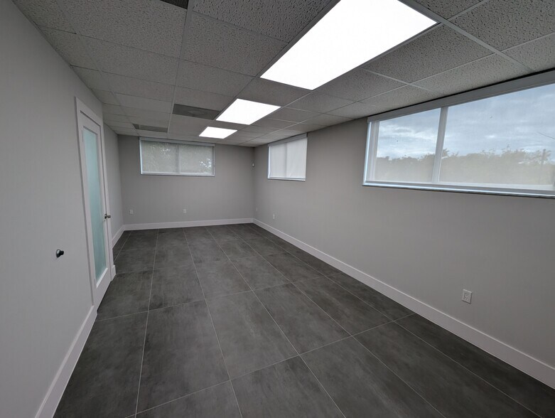 More Photos Of 3670 NW 6th St, Miami Loft Creative Space For Lease