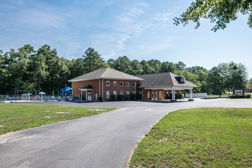 More Photos Of 1224 Old Cherokee Rd, Lexington Daycare Center For Sale