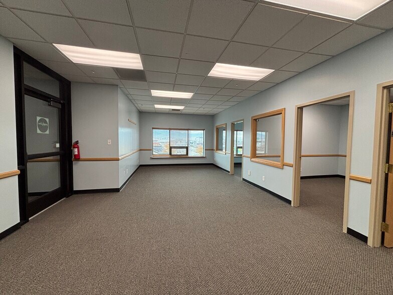 More Photos Of 940 S 2000 W, Springville Office For Lease