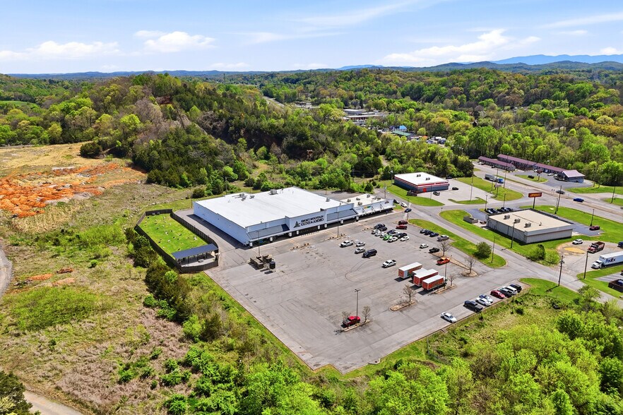 More Photos Of 6213-6221 Riverview Crossing Dr, Knoxville Unknown For Lease