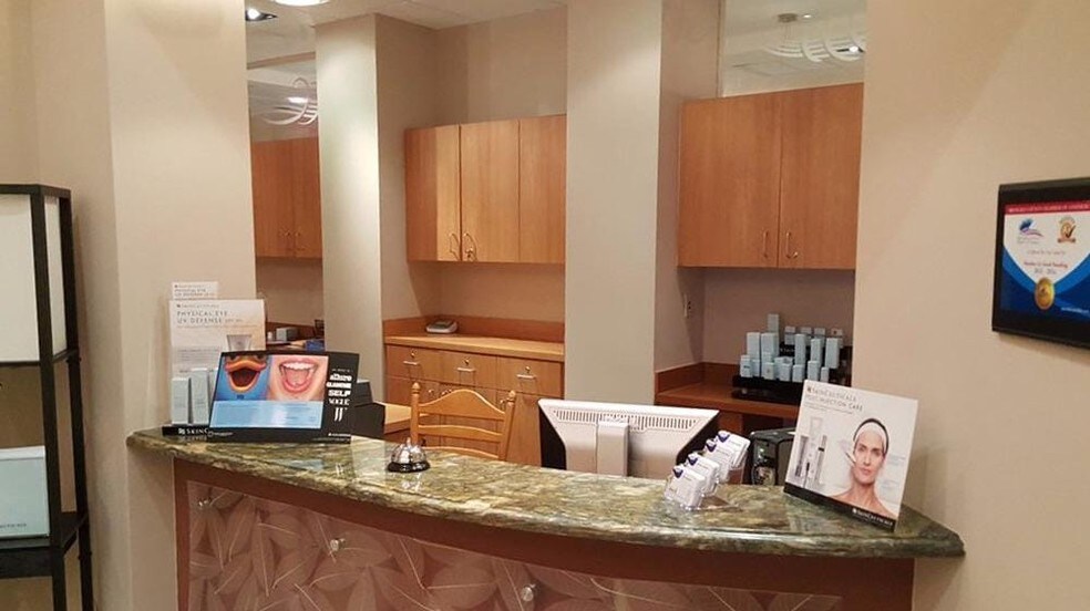Primary Photo Of 2900 N Military Trl, Boca Raton Medical For Lease