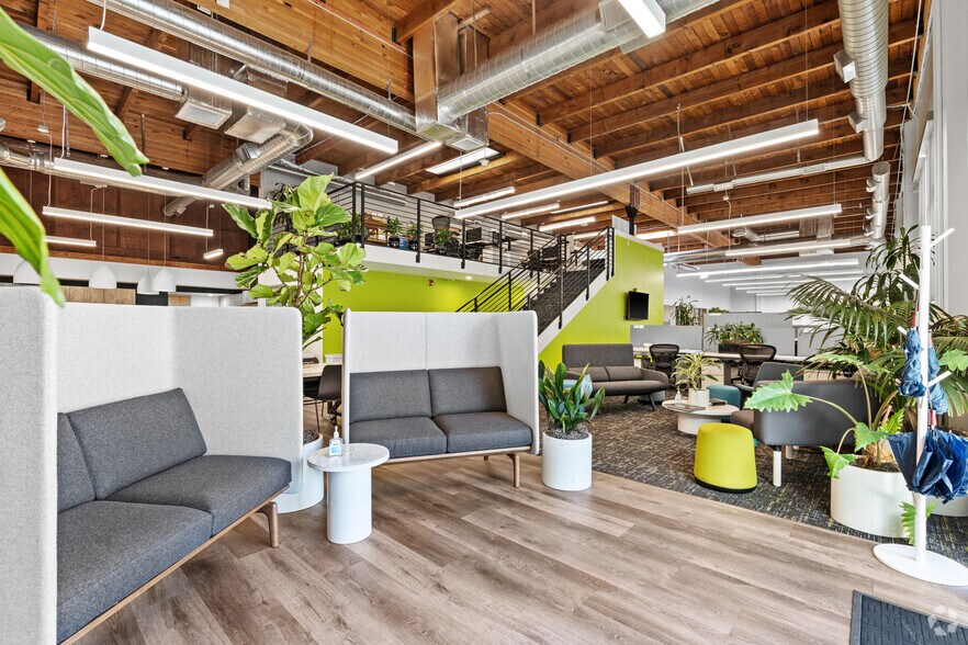 More Photos Of 699 Veterans Blvd, Redwood City Office For Lease