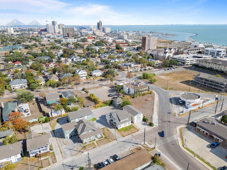 More Photos Of 800-802 Hancock Ave, Corpus Christi Apartments For Sale
