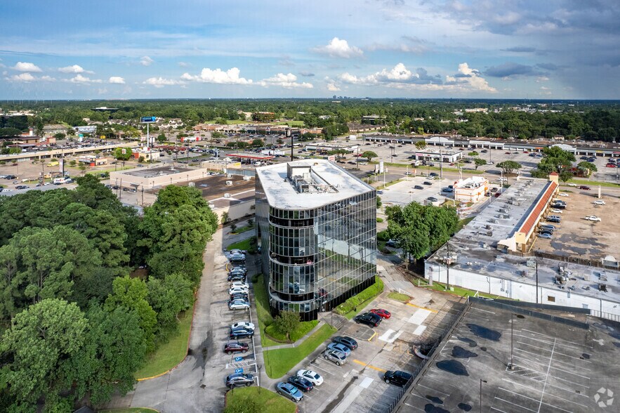 More Photos Of 4606 FM 1960 W, Houston Office For Sale