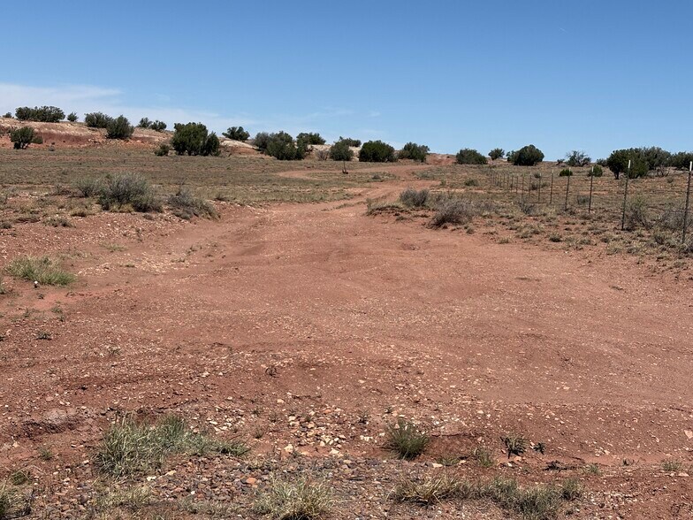 More Photos Of 156 County Road N9146 rd, Concho Flex For Sale