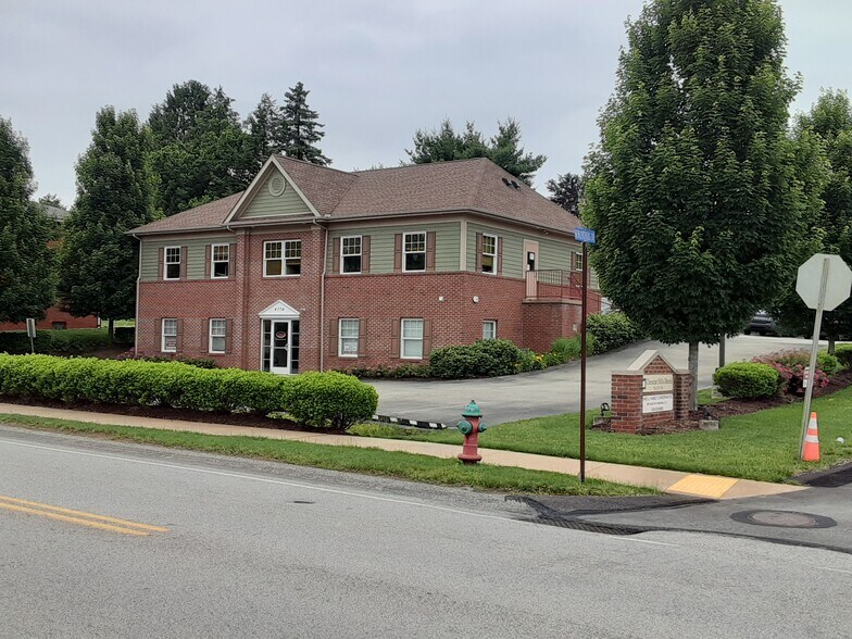 Primary Photo Of 4774 Old William Penn Hwy, Murrysville Medical For Lease