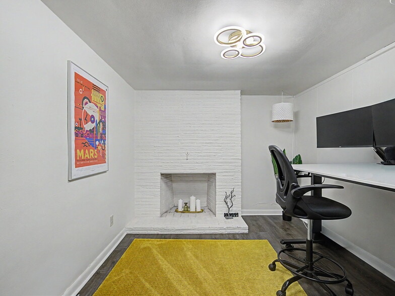 More Photos Of 10423 SE 23RD Ave, Portland Medical For Sale
