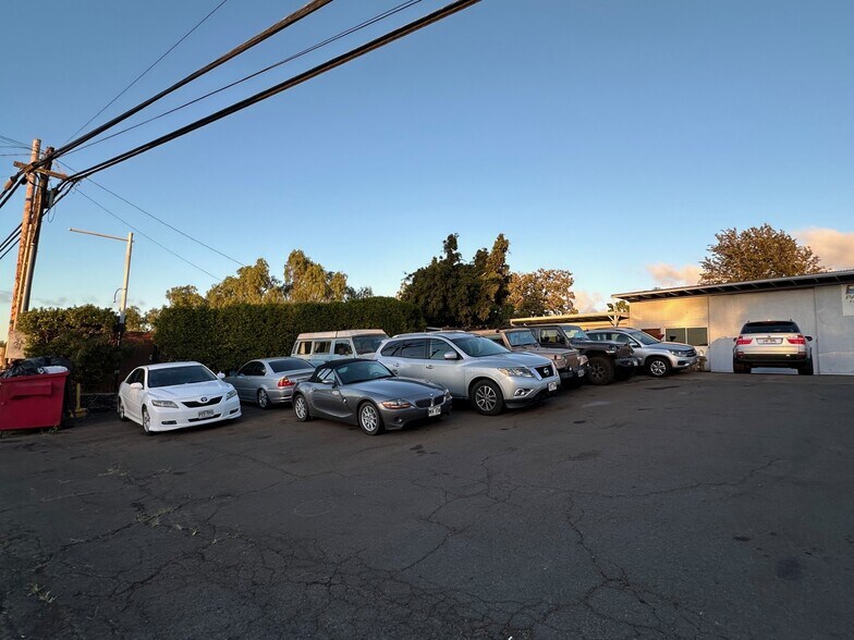 More Photos Of 3135 Lower Kula Rd, Kula Storefront Retail Office For Sale