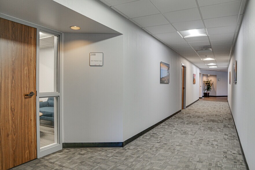 More Photos Of 10225 Austin Dr, Spring Valley Medical For Lease