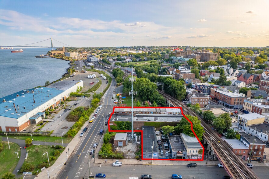 More Photos Of 450 Front St, Staten Island Land For Sale