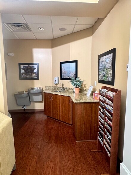 More Photos Of 3003 Claire Ln, Jacksonville Medical For Lease