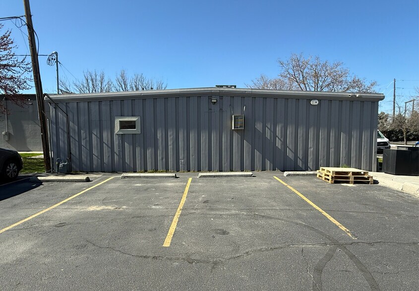 More Photos Of 700 S 17th St, Boise Flex For Lease